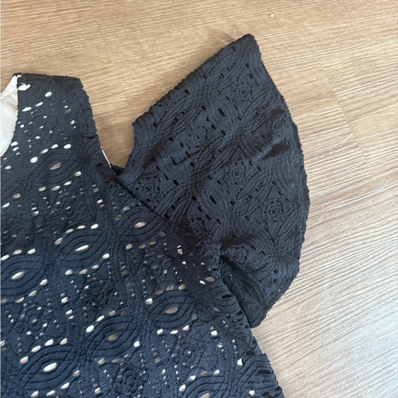 Black Lace Cold Shoulder Dress - Picture 4 of 5